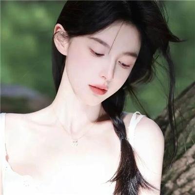 尼维尔内来的美女